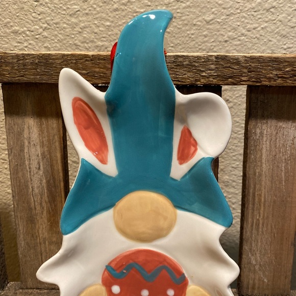 Easter Bunny Gnome Spoon Rest, Gnome Holding An Easter Egg Ceramic Spoon Rest - Picture 4 of 16